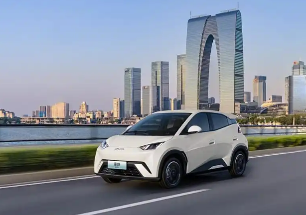China's A00 Mini EV Segment Collapses: Sales Plunge 40% as Entry-Level Market Faces Structural Retreat