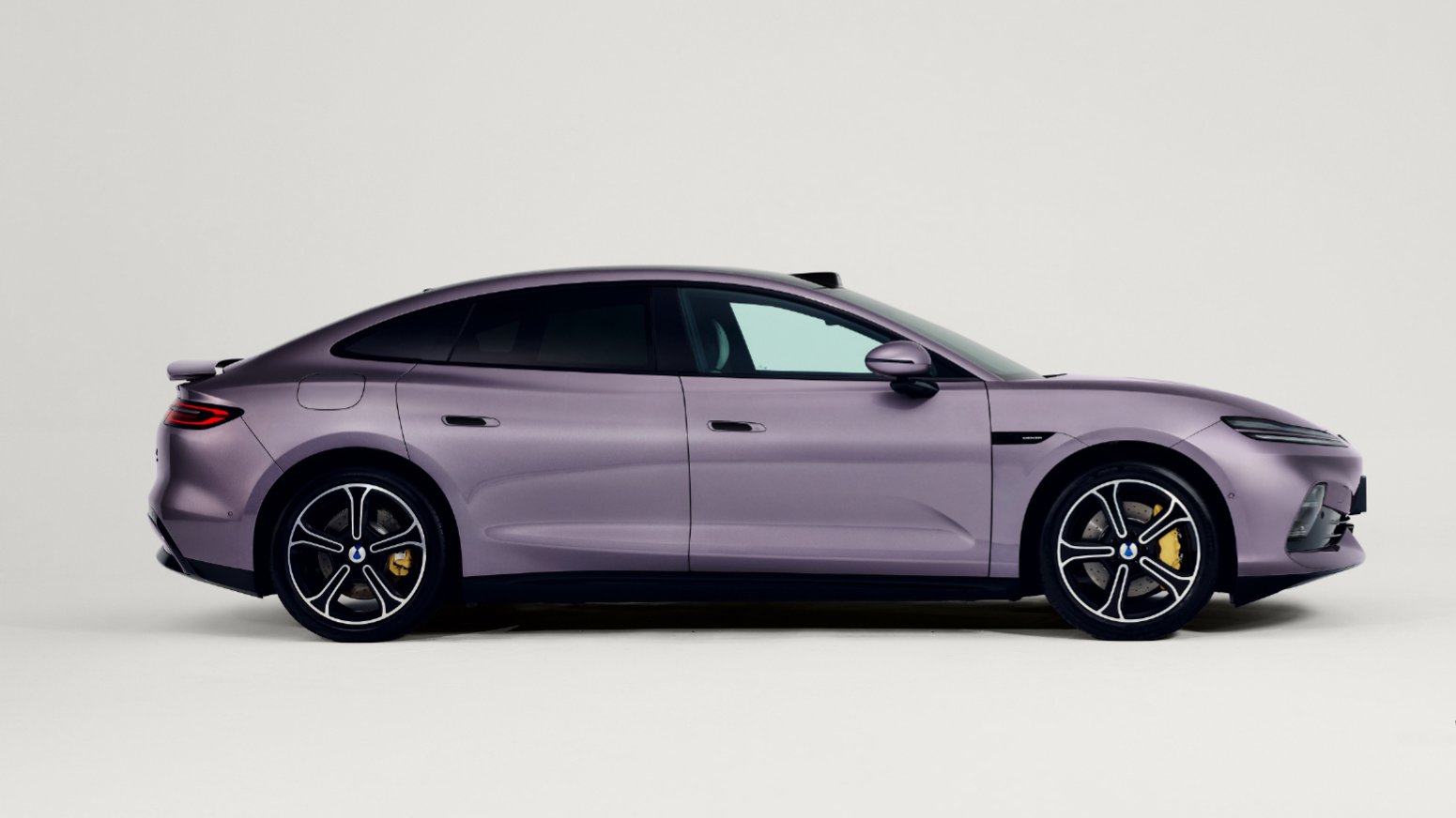 Denza Z9S to Launch on September 23 with Up to 1,100 km Range