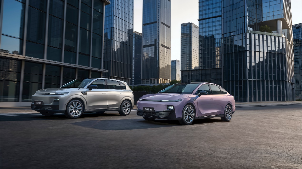 Momenta Robotaxi Secures Shenzhen Permit, Expanding to Four Domestic Cities