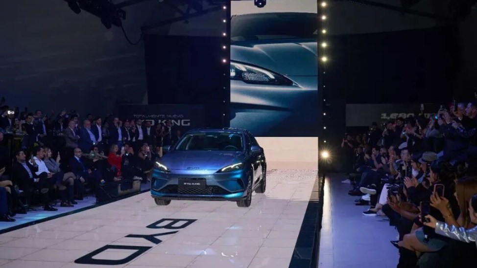 China's Auto Exports Hit 5.1M Units in H1, Eyeing $150B Annual Target