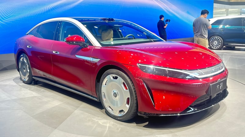 BYD Da Han EV Opens Pre-sales: 1008km CLTC Range, 9-Min Flash Charge