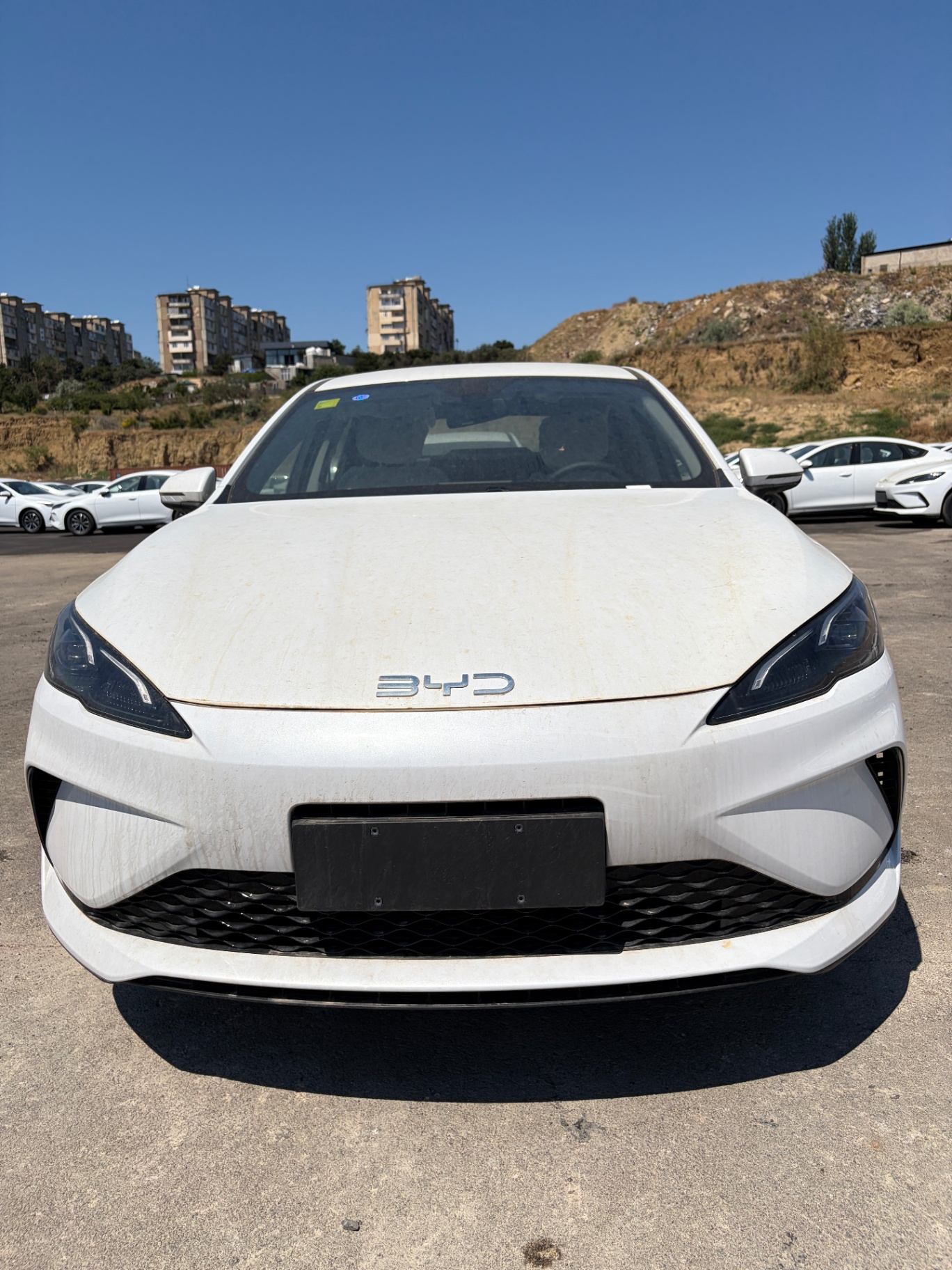 BYD Seal 05 DM-i 2025 PHEV FWD ECVT, 55km 7.68kWh LFP Battery, 5-seater V1