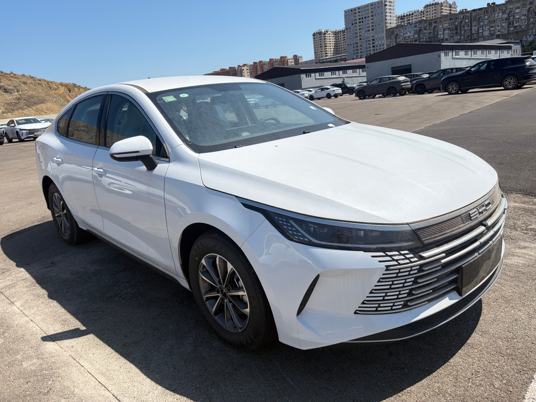 BYD Destroyer 05 2025 PHEV FWD ECVT 8.3kWh LFP Battery, 5-seater