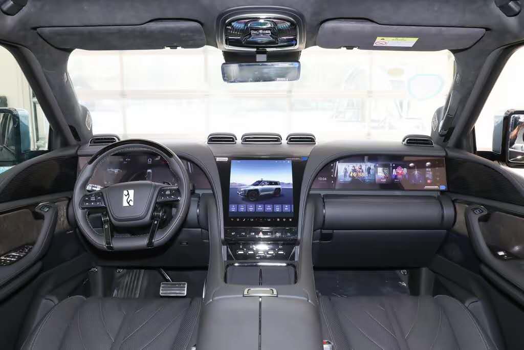 Yangwang U8 2023 EREV 4WD FGT, 180km 49.05kWh LFP Battery, 5-seater