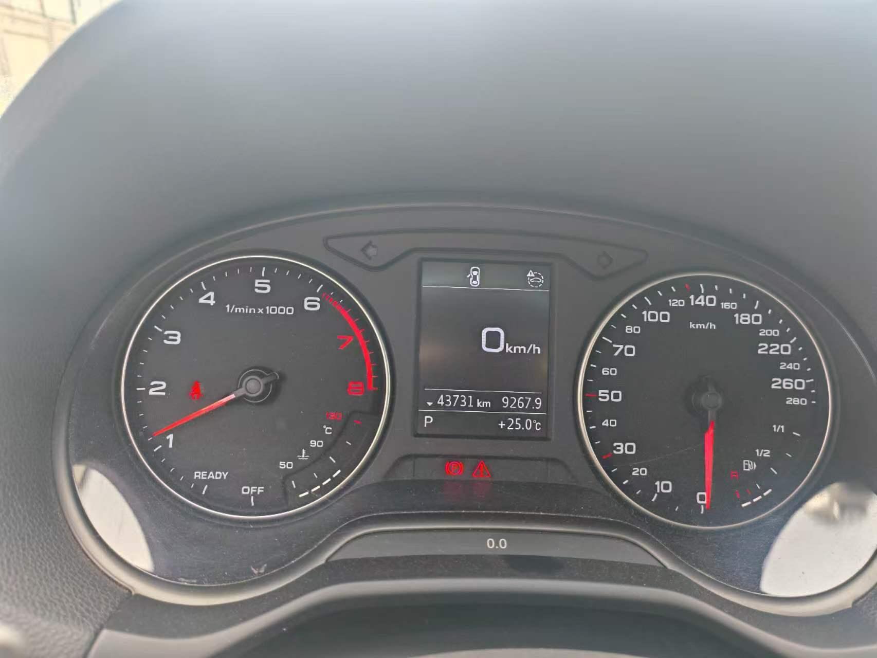 Audi Q2L 2022 Petrol FWD DCT 5-seater V4
