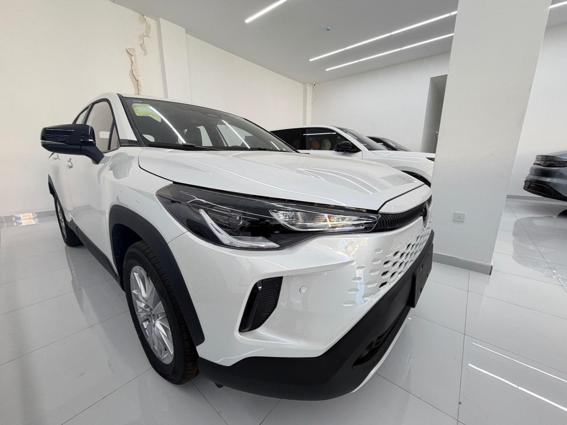 Toyota Corolla Cross 2025 HEV FWD ECVT NCM Battery, 5-seater