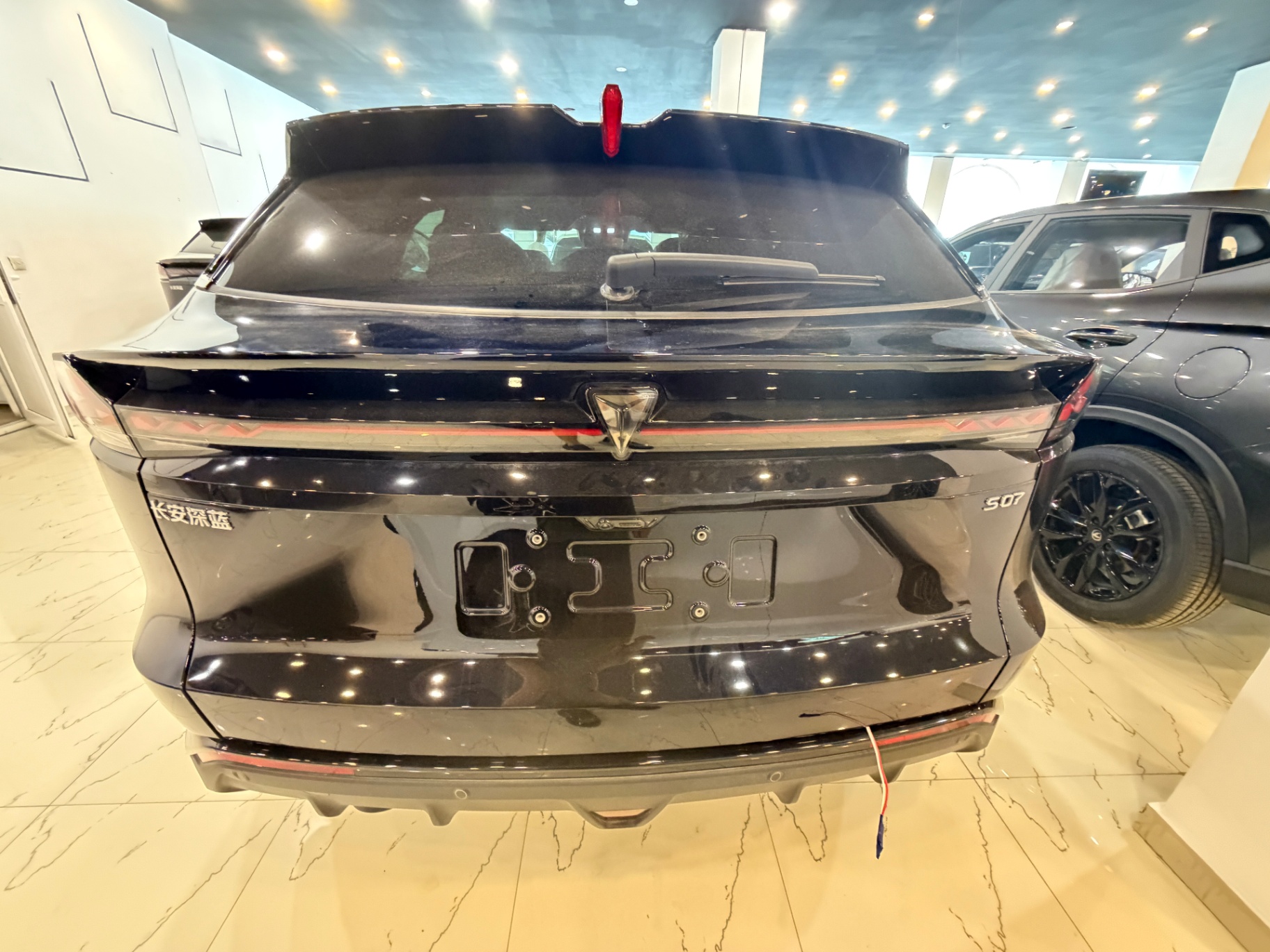Deepal S07 2025 EREV RWD FGT, 215km 31.73kWh LFP Battery, 5-seater V3