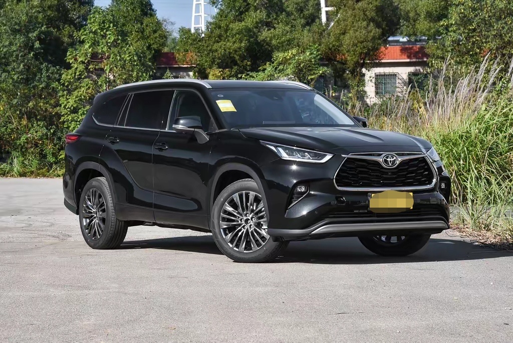 Toyota Highlander 2026 Petrol 4WD AMT 7-seater V2