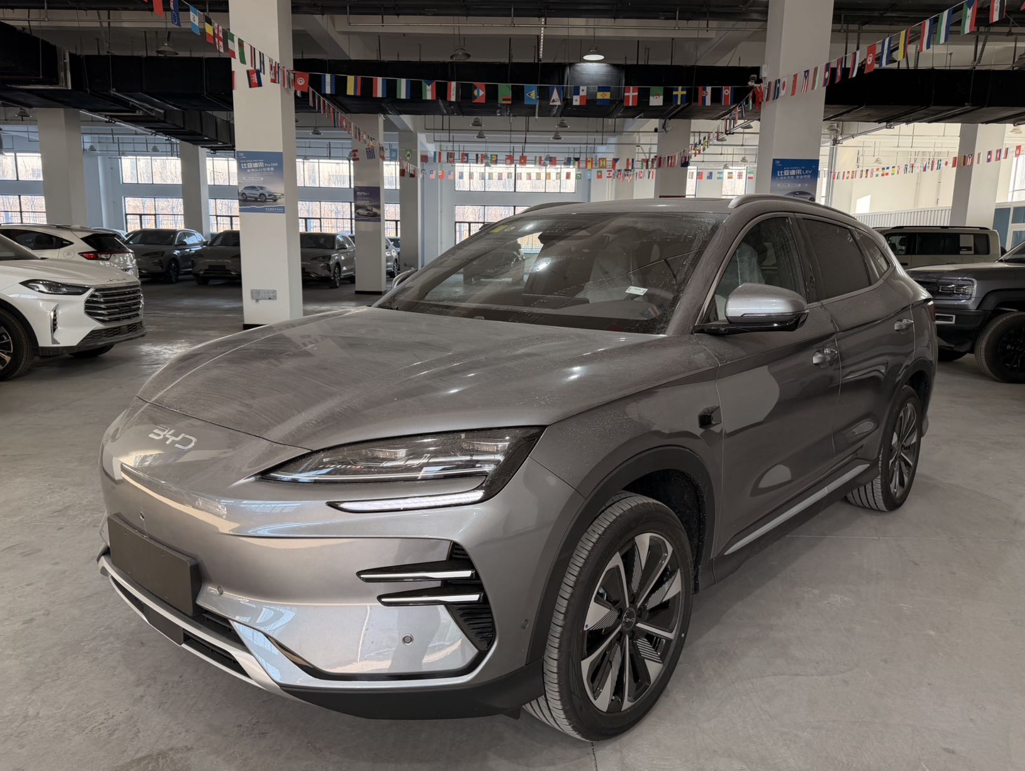 BYD Song PLUS 2025 BEV FWD FGT, 605km 87.04kWh LFP Battery, 5-seater V2