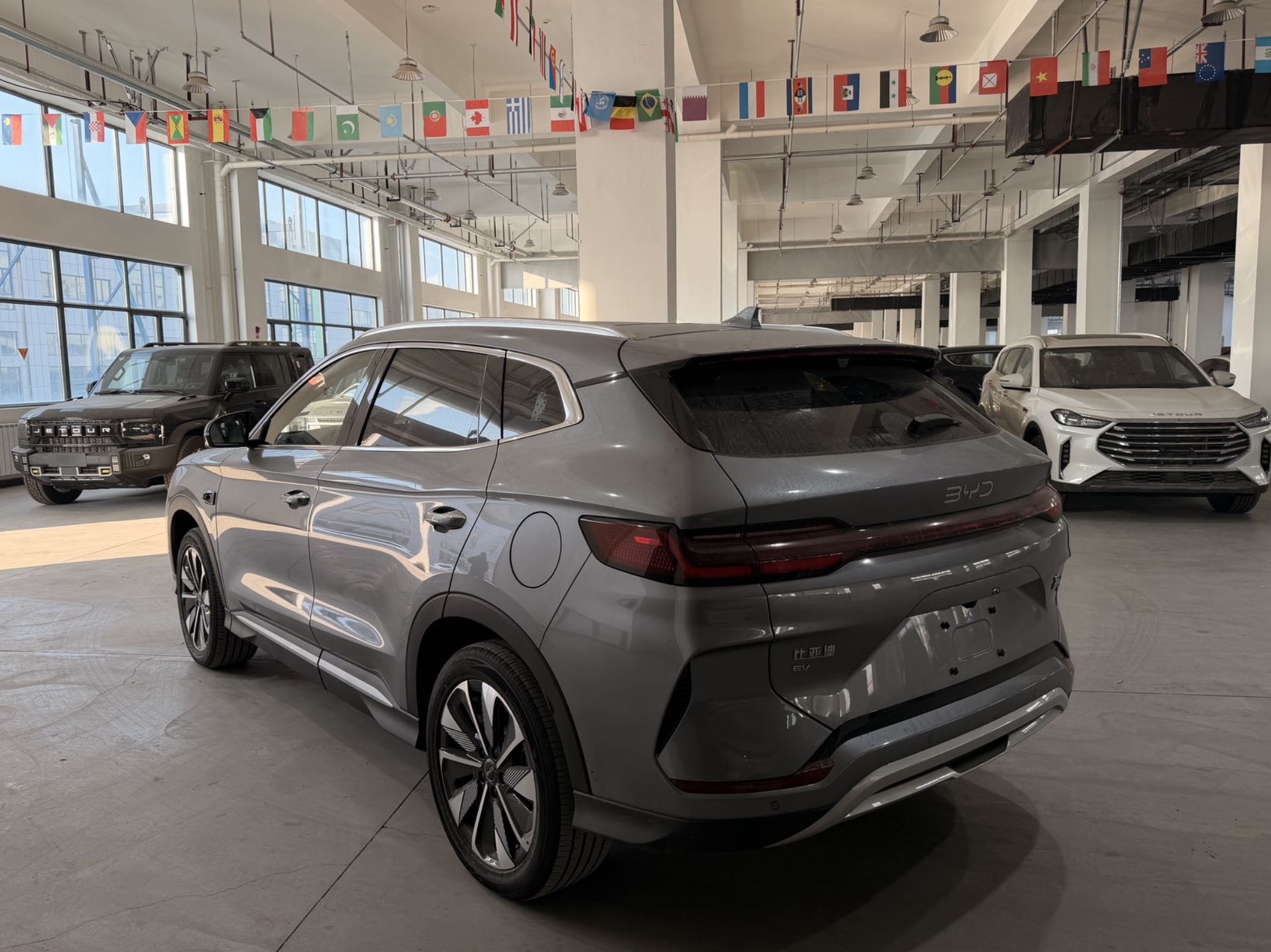 BYD Song PLUS 2025 BEV FWD FGT, 605km 87.04kWh LFP Battery, 5-seater V2