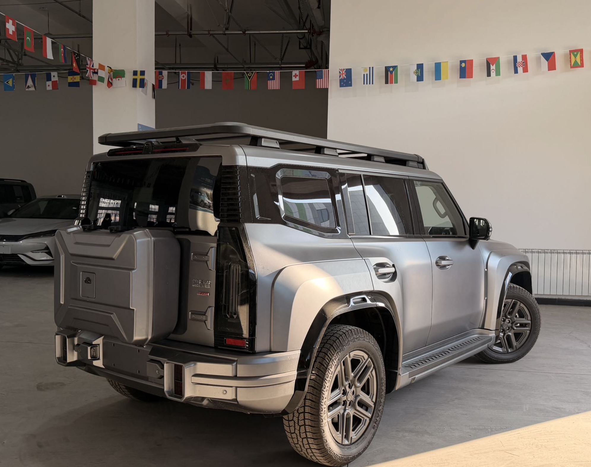 Jetour Traveler 2024 Petrol 4WD DCT 5-seater V5