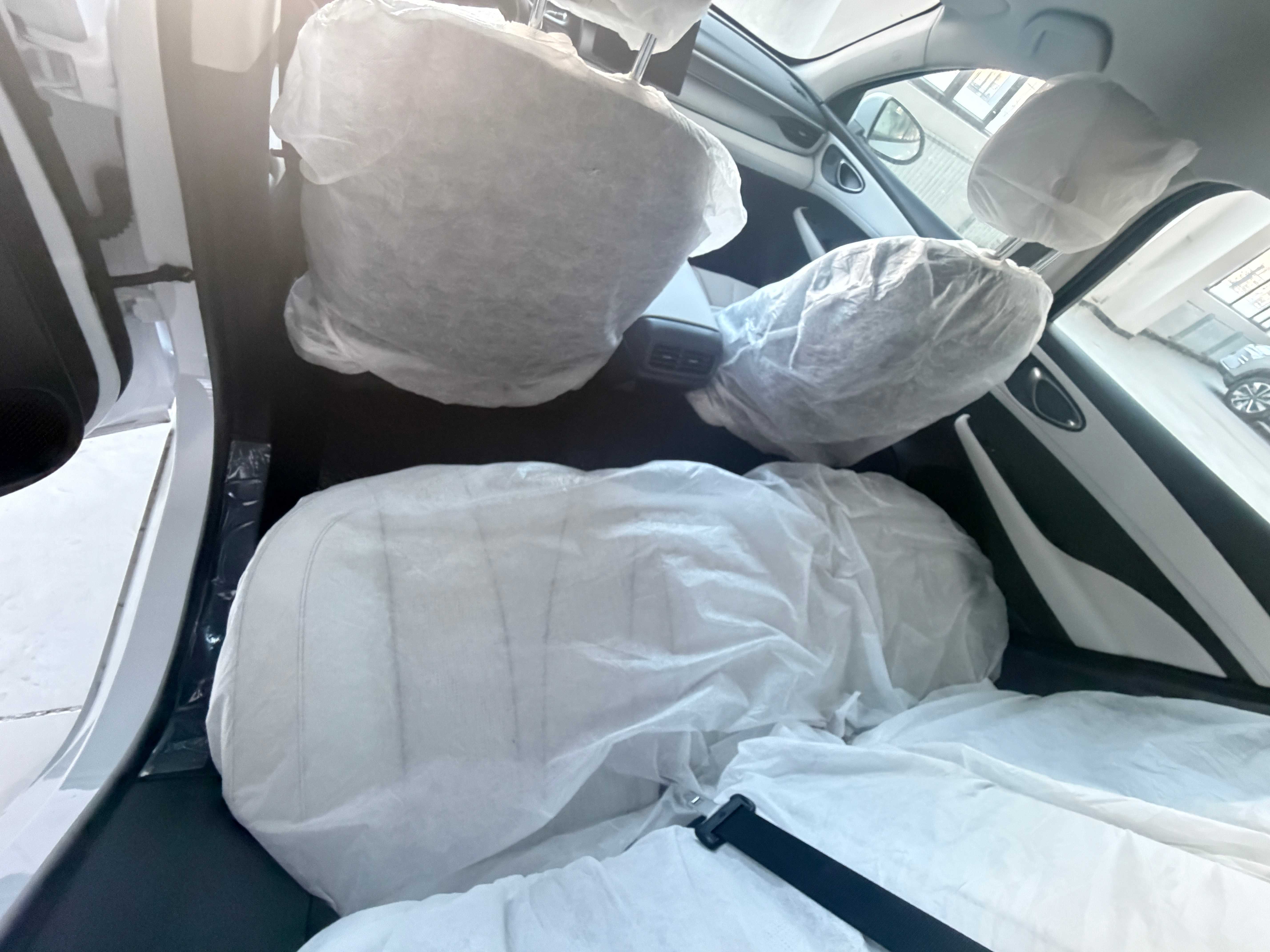 BYD Seal 05 DM-i 2025 PHEV FWD ECVT, 55km 7.68kWh LFP Battery, 5-seater V2
