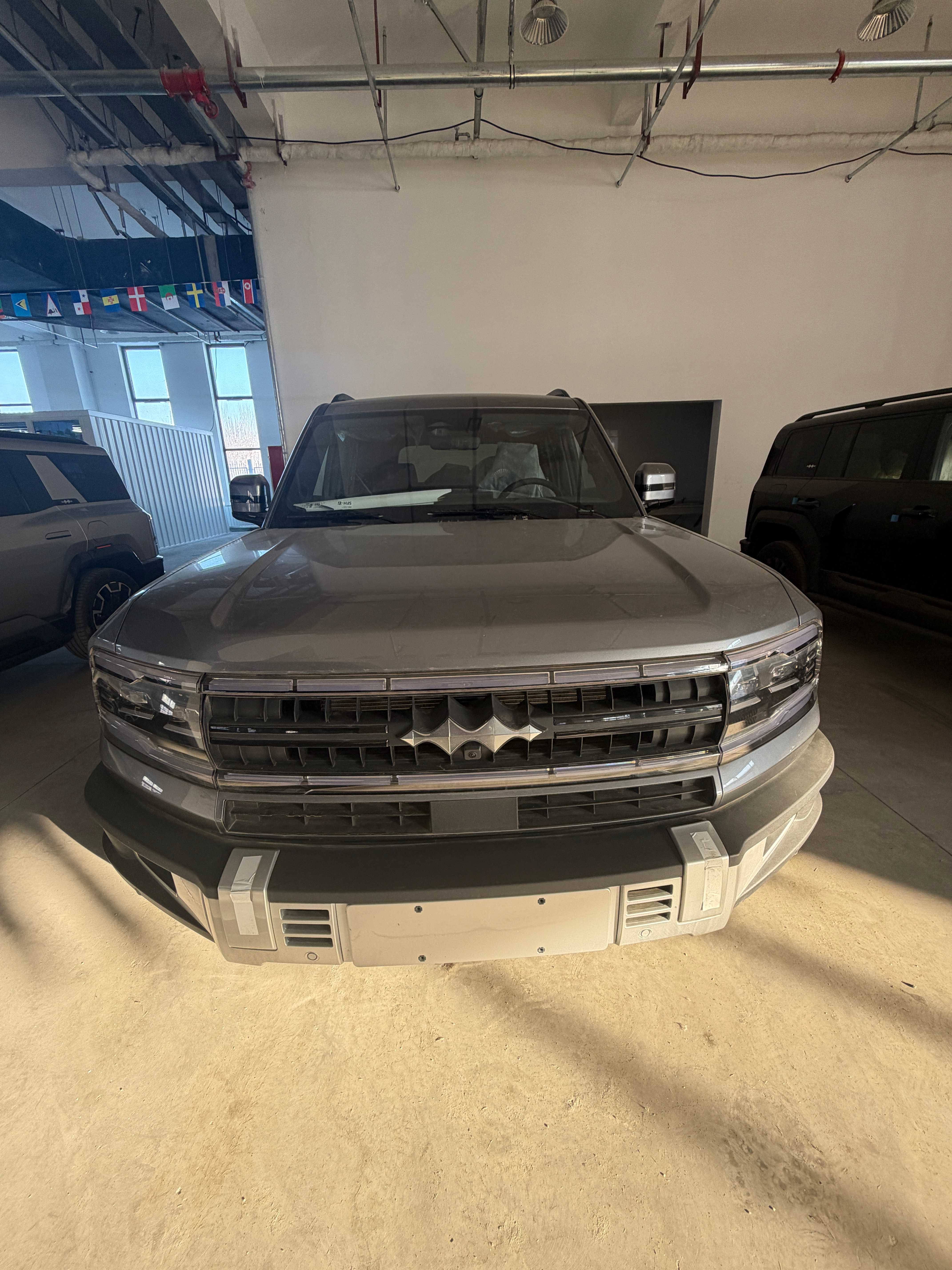 Fang Cheng Bao Leopard 5 2023 PHEV 4WD ECVT, 125km 31.8kWh LFP Battery, 5-seater V3